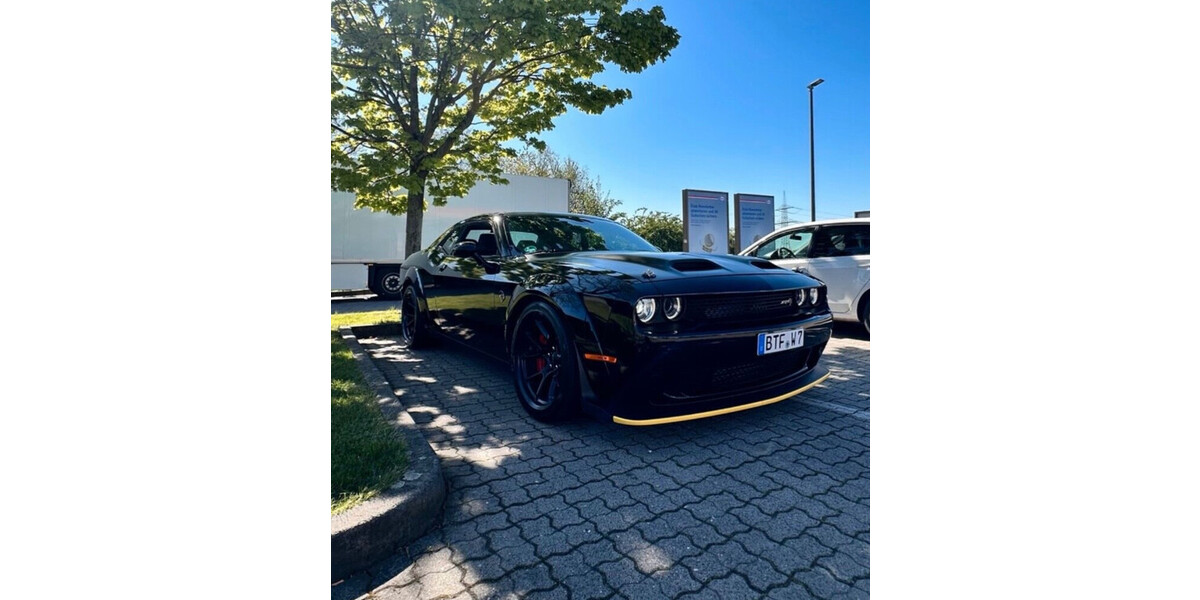 Dodge Challenger 30.000 km 109.000 &euro; Sandersdorf-Brehna 06792