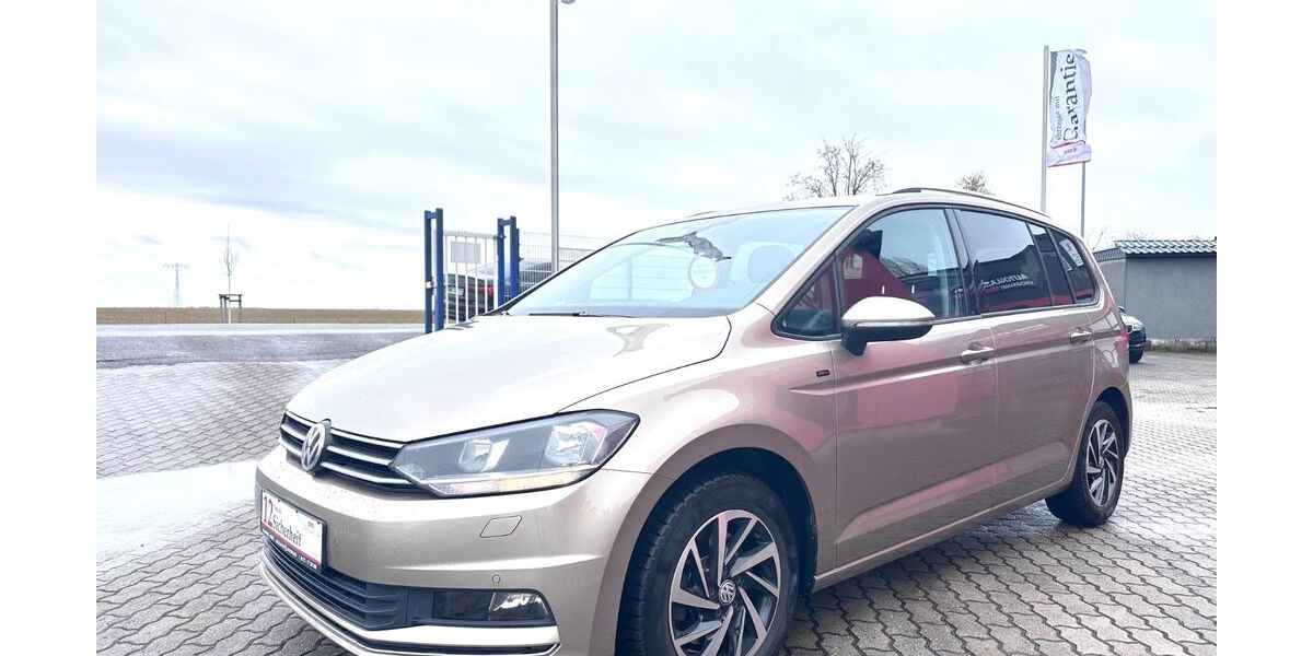 VW Touran 89.638 km 21.799 &euro; Kabelsketal/OT Großkugel 06184