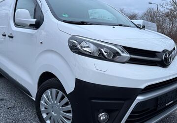 Toyota Proace (Verso) 131.000 km 11.499 &euro; Schkopau 06258