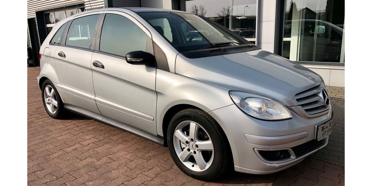 Mercedes-Benz B 180 377.495 km 1.399 &euro; Halle/Saale 06118
