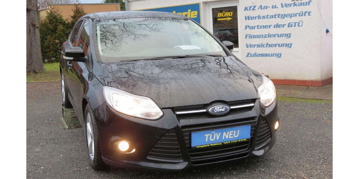 Ford Focus 76.500 km 7.740 &euro; Halle/ Saale 06116