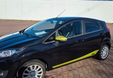 Ford Fiesta 69.000 km 6.999 &euro; Halle/S. 06132