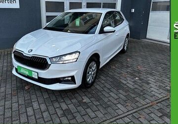 Skoda Fabia 94.473 km 12.250 &euro; Halle / Saale 06120