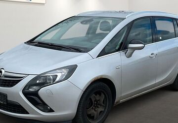 Opel Zafira Tourer 281.203 km 2.899 &euro; Brehna 06796