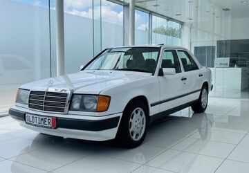 Mercedes-Benz E 230 324.088 km 4.790 &euro; Halle Saale 06132