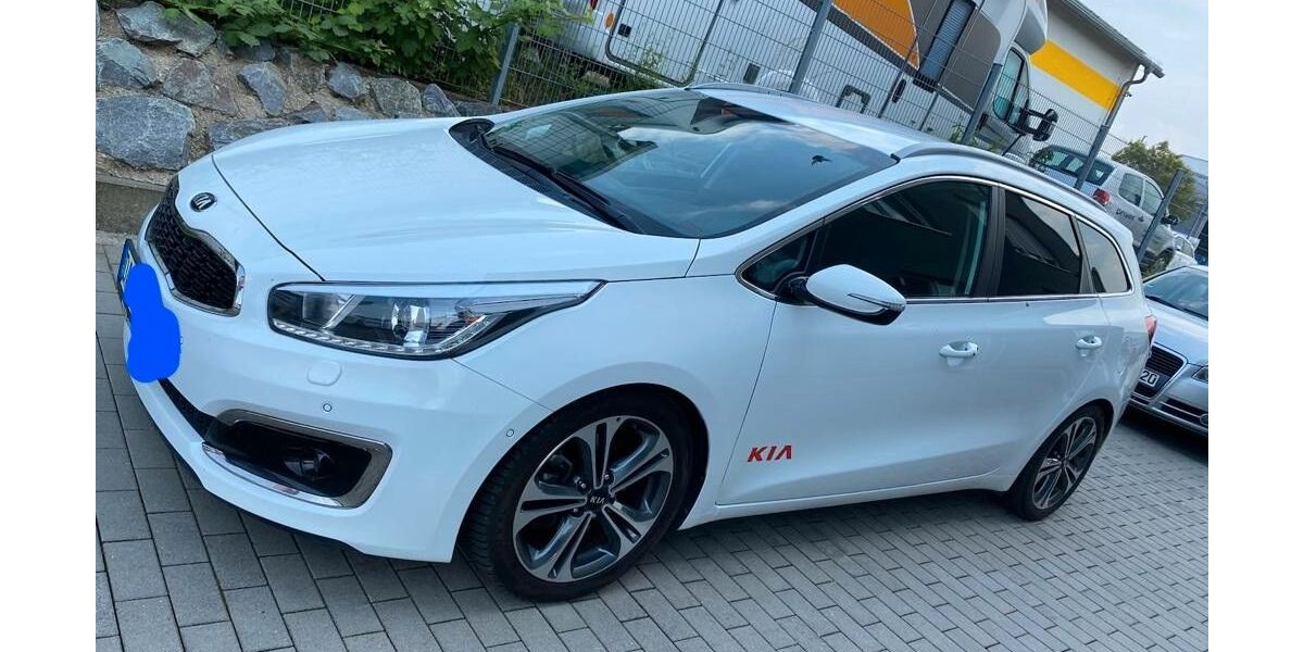 Kia ceed Sportswagon 236.000 km 8.499 &euro; Wettin-Löbejün 06193