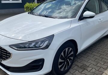 Ford Focus 29.998 km 19.699 &euro; Leuna 06237