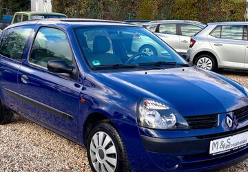 Renault Clio 70.000 km 2.990 &euro; Bitterfeld-Wolfen 06766