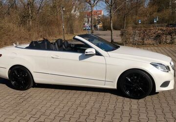 Mercedes-Benz E 200 115.900 km 18.899 &euro; Halle 06114