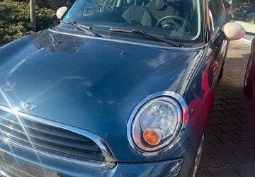 Mini ONE 216.000 km 2.950 &euro; Halle/Saale 06116