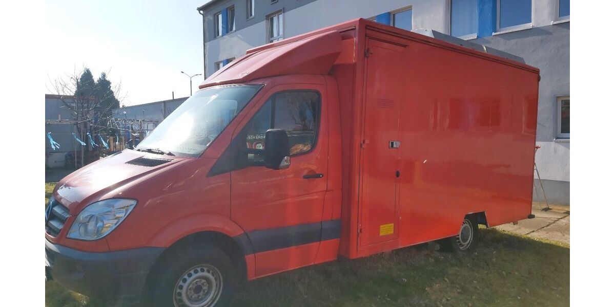 Mercedes-Benz Sprinter 214.120 km 29.500 &euro; Halle 06116