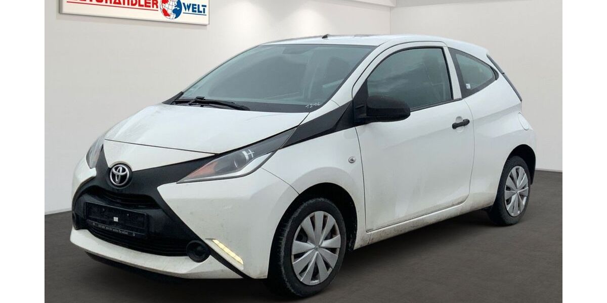 Toyota Aygo (X) 88.480 km 4.299 &euro; Brehna 06796
