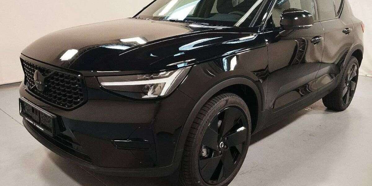 Volvo XC40 3.100 km 38.990 &euro; Salzatal OT Bennstedt 06198
