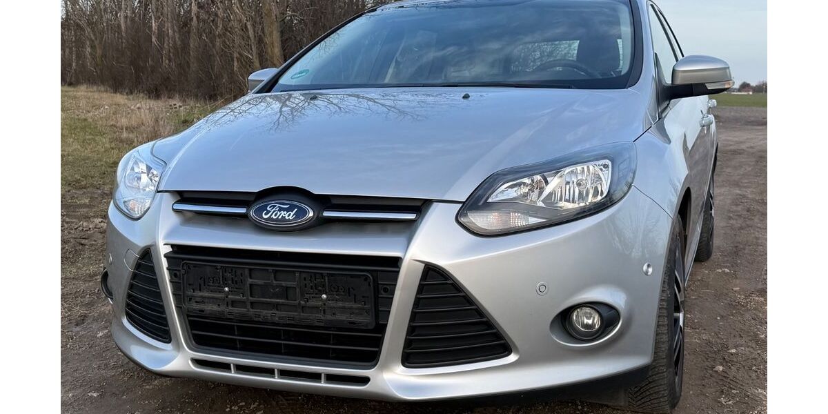 Ford Focus 106.770 km 4.990 &euro; Halle 06110