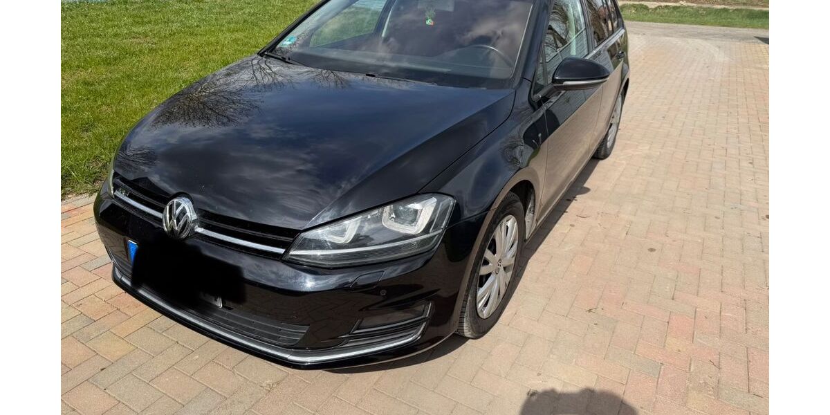 VW Golf 159.000 km 11.400 &euro; Osterhausen 06295