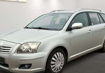 Toyota Avensis 116.818 km 4.199 &euro; Sandersdorf-Brehna 06796
