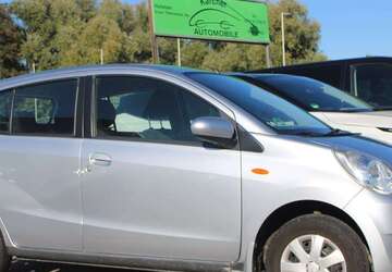 Daihatsu Cuore 79.700 km 3.500 &euro; Holleben bei Halle 06179