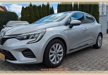 Renault Clio 21.000 km 14.390 &euro; Delitzsch 04509