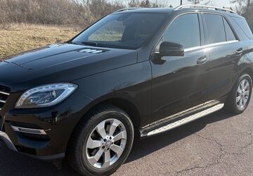 Mercedes-Benz ML 350 134.889 km 22.490 &euro; Halle 06126