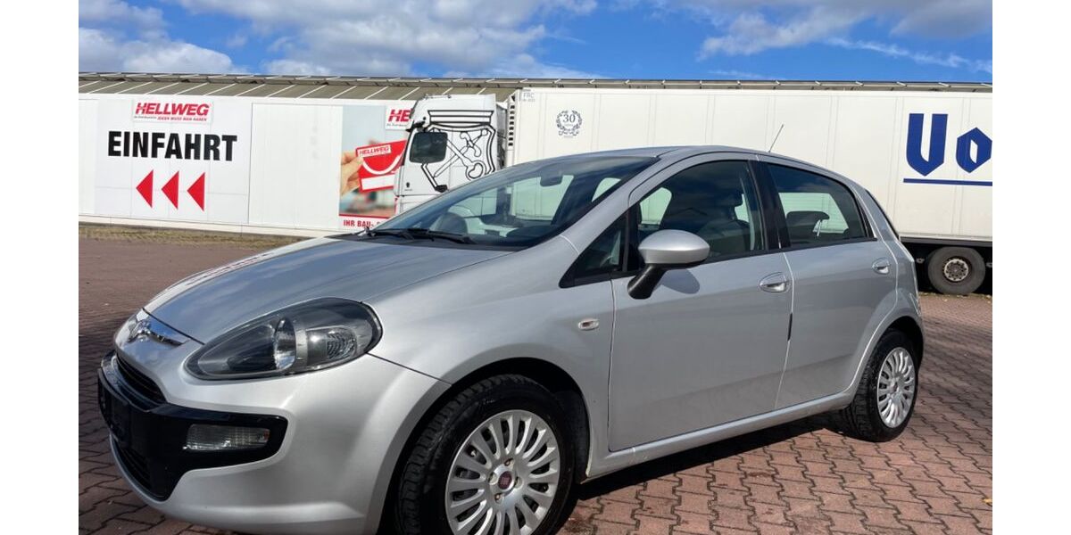 Fiat Punto Evo 153.000 km 2.900 &euro; Halle/S. 06132