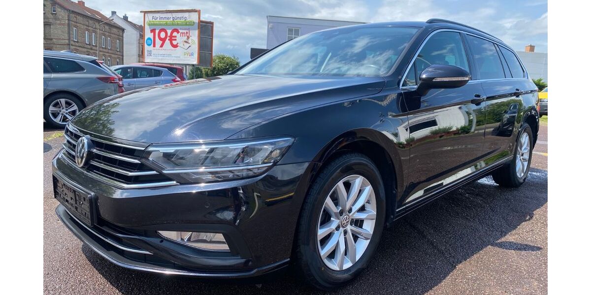 VW Passat Variant 99.879 km 18.299 &euro; Halle(Saale) 06132