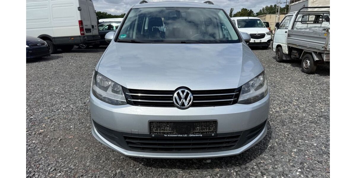 VW Sharan 154.000 km 4.799 &euro; Halle 06132