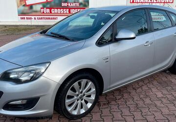 Opel Astra 181.000 km 5.000 &euro; Halle/S. 06132