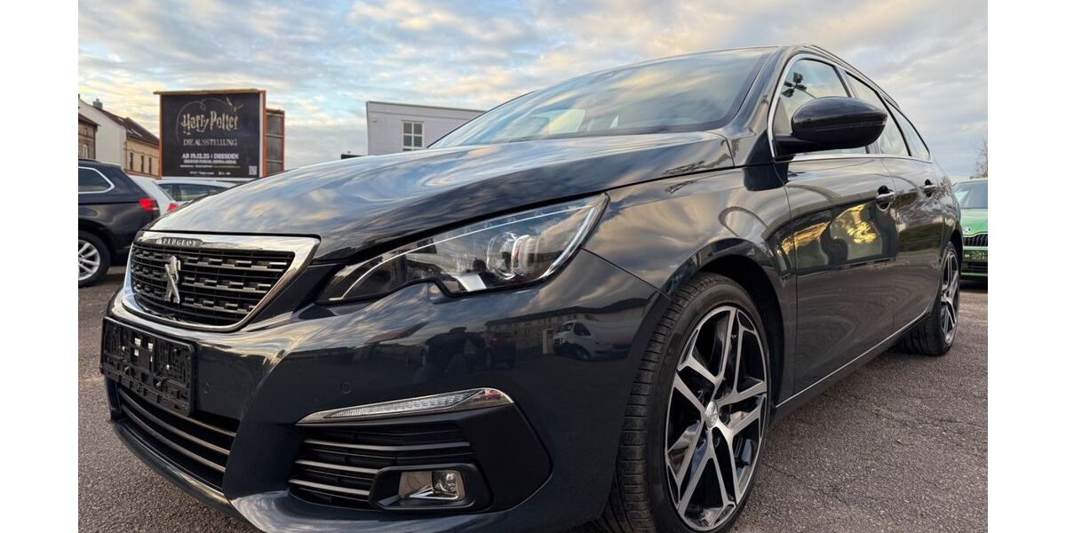 Peugeot 308 165.076 km 8.799 &euro; Halle(Saale) 06132