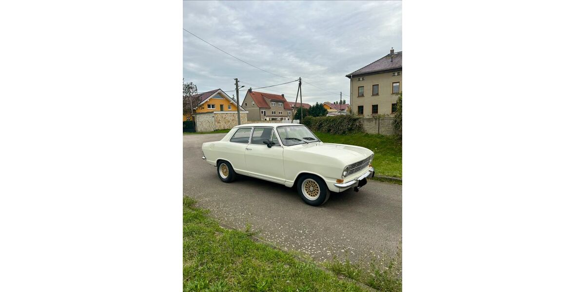 Opel Kadett 39.500 km 7.450 &euro; Markranstädt 04420