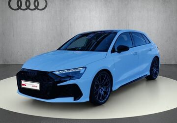 Audi RS3 2.000 km 72.980 &euro; Halle 06122