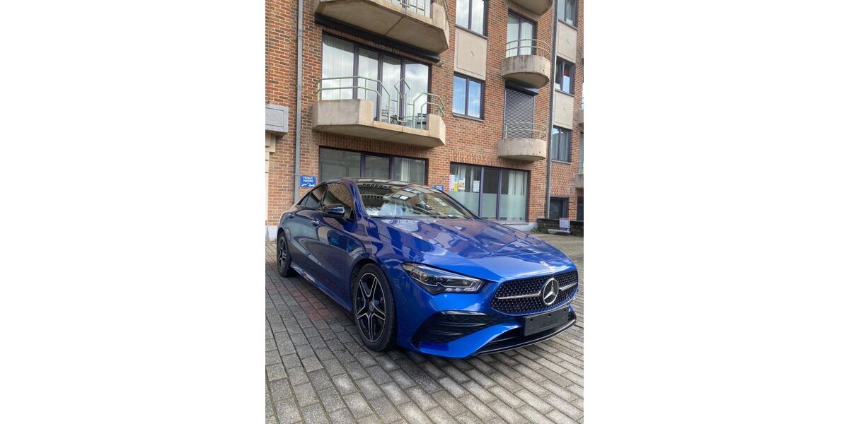 Mercedes-Benz CLA 180 16.000 km 28.500 &euro; Halle 01500