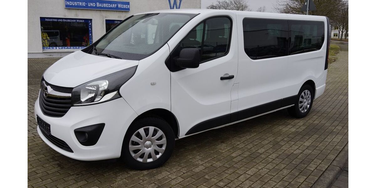 Opel Vivaro 134.200 km 16.999 &euro; Bitterfeld 06749