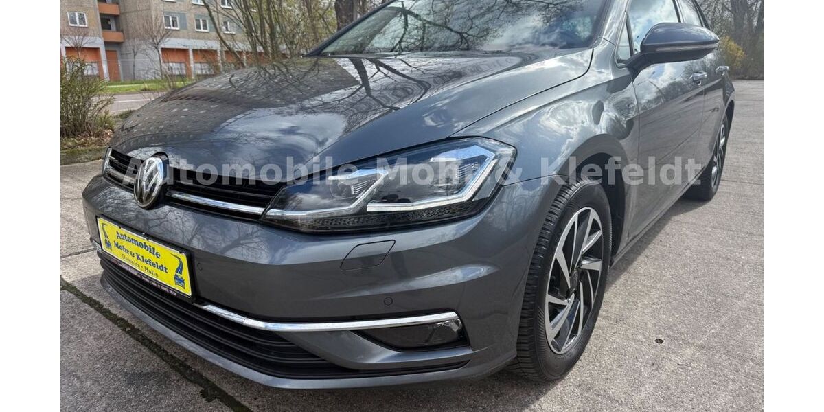 VW Golf 92.000 km 15.999 &euro; Halle-Neustadt 06124