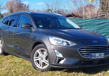 Ford Focus 97.600 km 10.490 &euro; Halle Saale 06118