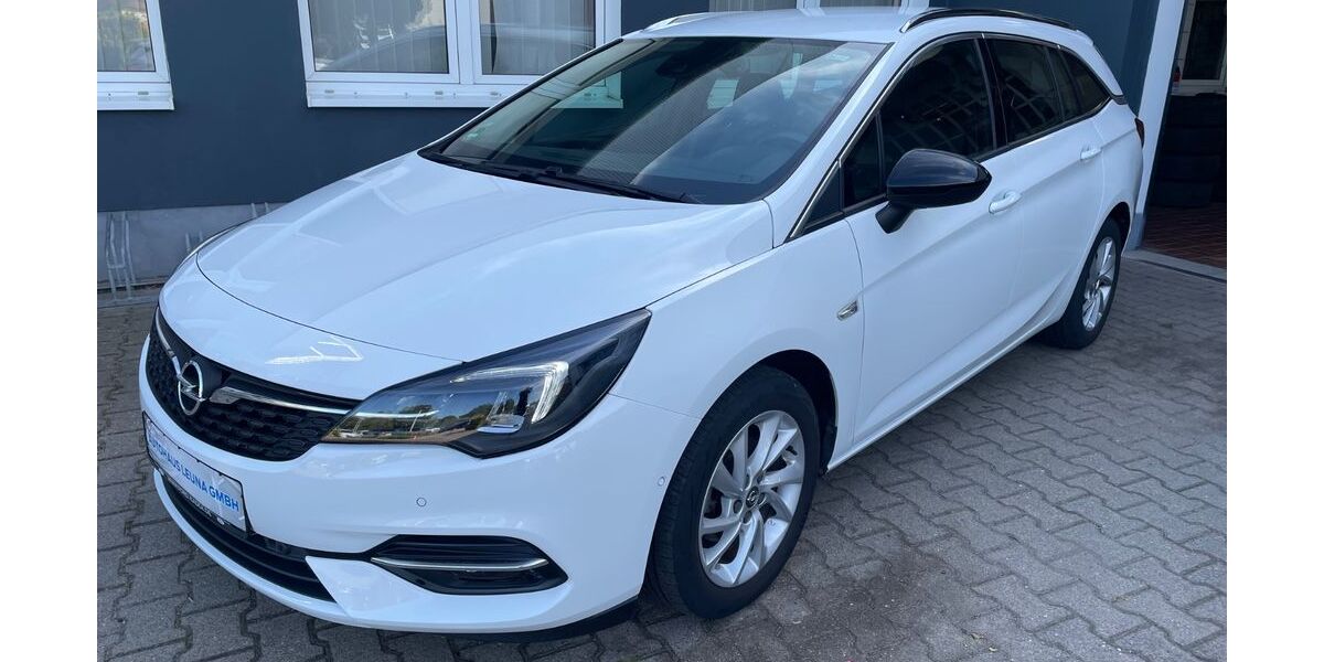 Opel Astra 29.998 km 19.699 &euro; Leuna 06237