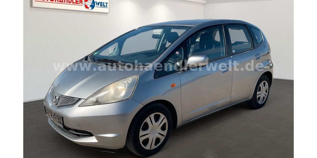 Honda Jazz 125.302 km 2.799 &euro; Brehna 06796