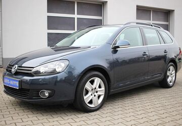 VW Golf 136.000 km 6.470 &euro; Köthen 06366