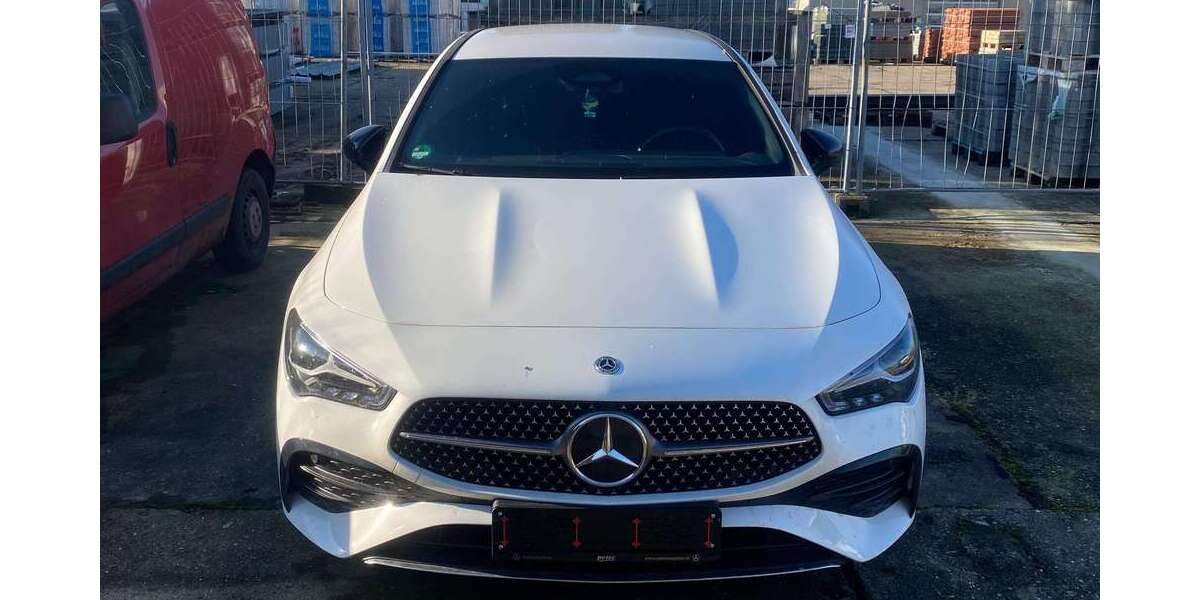 Mercedes-Benz CLA 200 39.700 km 28.950 &euro; Teutschenthal 06179