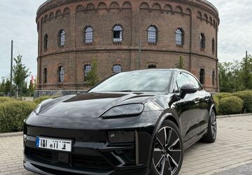Porsche Macan 11.700 km 89.999 &euro; Halle 06110