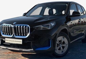 BMW iX1 50.880 km 35.550 &euro; Halle (Saale) 06112