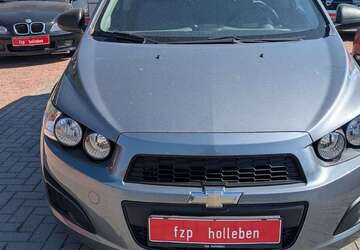 Chevrolet Aveo 62.000 km 5.990 &euro; Holleben 06179