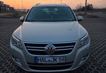 VW Tiguan 102.609 km 12.500 &euro; Halle Saale 06108