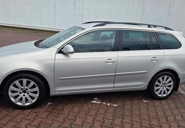 VW Golf 202.000 km 4.300 &euro; Halle/S. 06132
