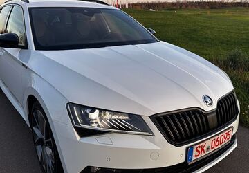 Skoda Superb 175.000 km 16.499 &euro; HALLE 06116