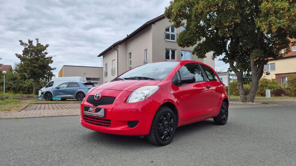 Toyota Yaris 82.850 km 3.999 &euro; Bitterfeld-Wolfen, OT Bitterfeld 06749