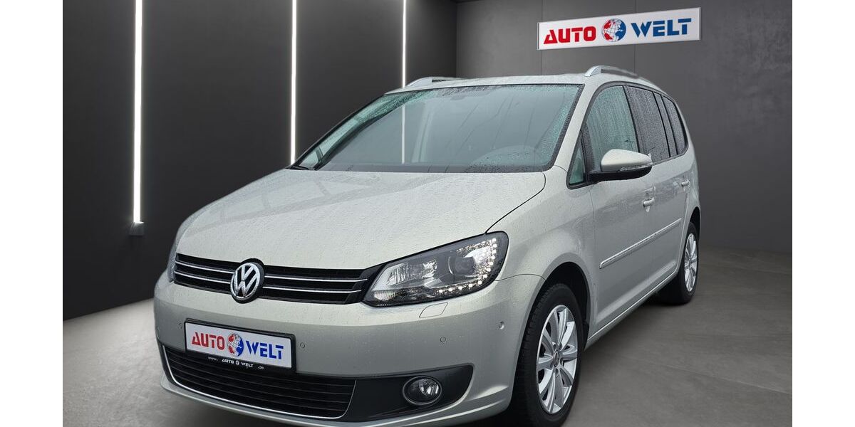 VW Touran 101.013 km 14.990 &euro; Sandersdorf Brehna 06796