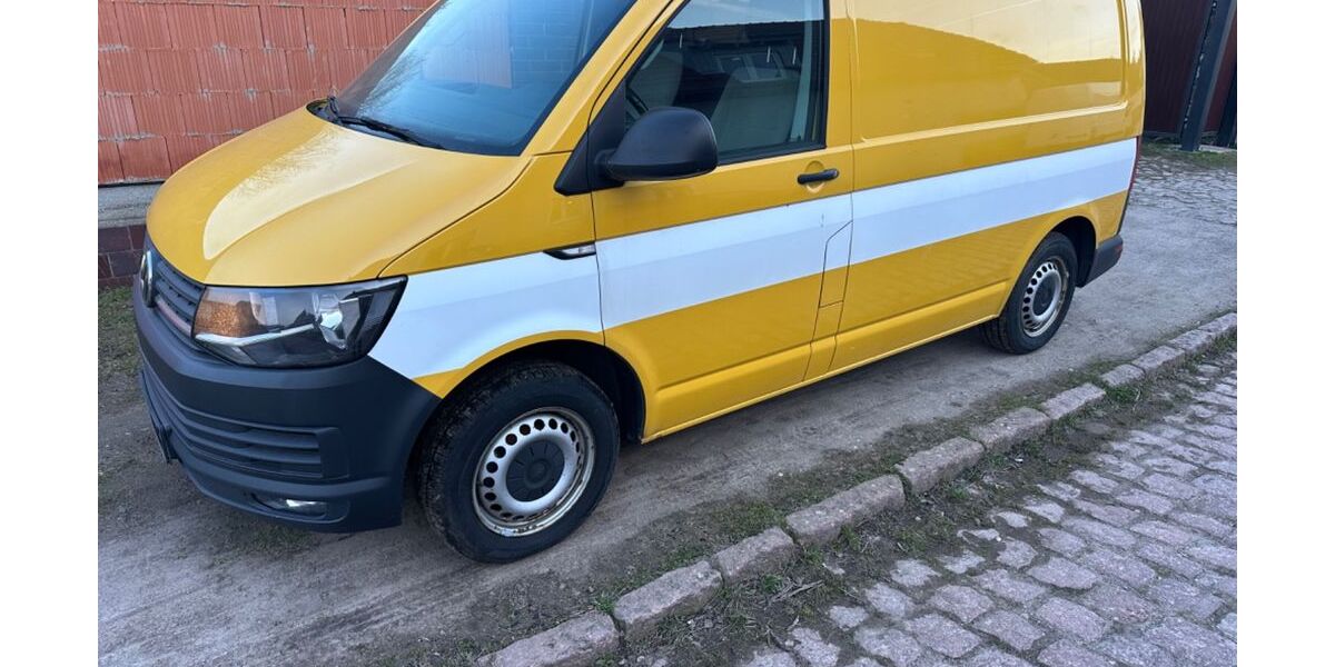 VW T6 Transporter 165.307 km 13.500 &euro; Halle 06108