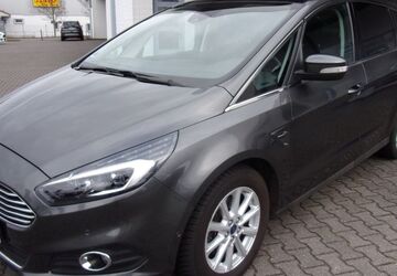 Ford S-Max 108.495 km 21.790 &euro; Wolfen 06766