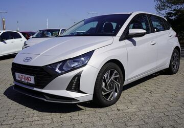 Hyundai i20 6.131 km 17.990 &euro; Brehna 06796
