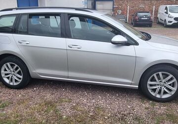 VW Golf 123.990 km 13.799 &euro; Halle / Saale 06112